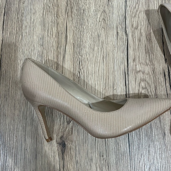 Marc fisher Darren heels - Picture 3 of 9